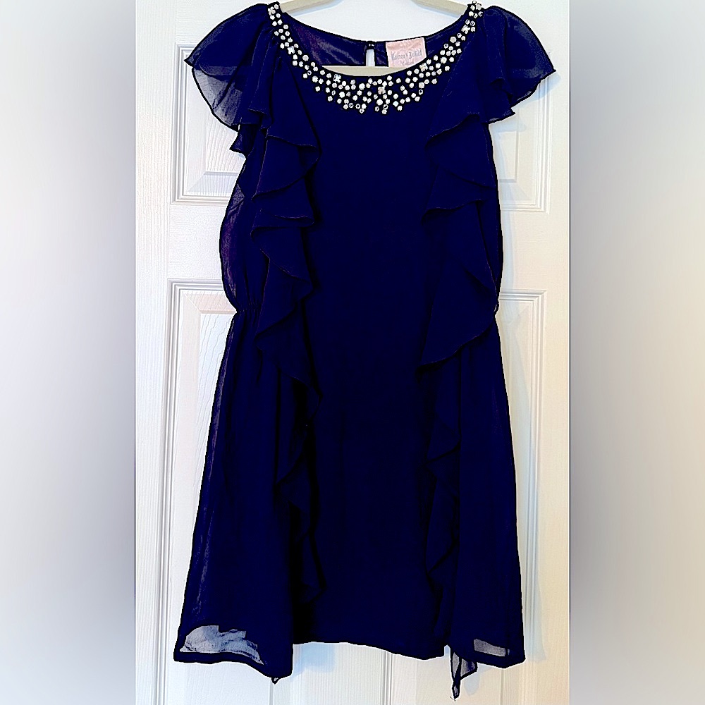 Romeo & Juliet Couture. Black Flutter Sleeve Dress. Size M